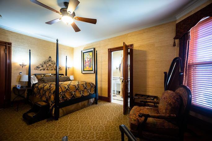 باي سيتي Historic Webster House Bed And Breakfast Inn المظهر الخارجي الصورة